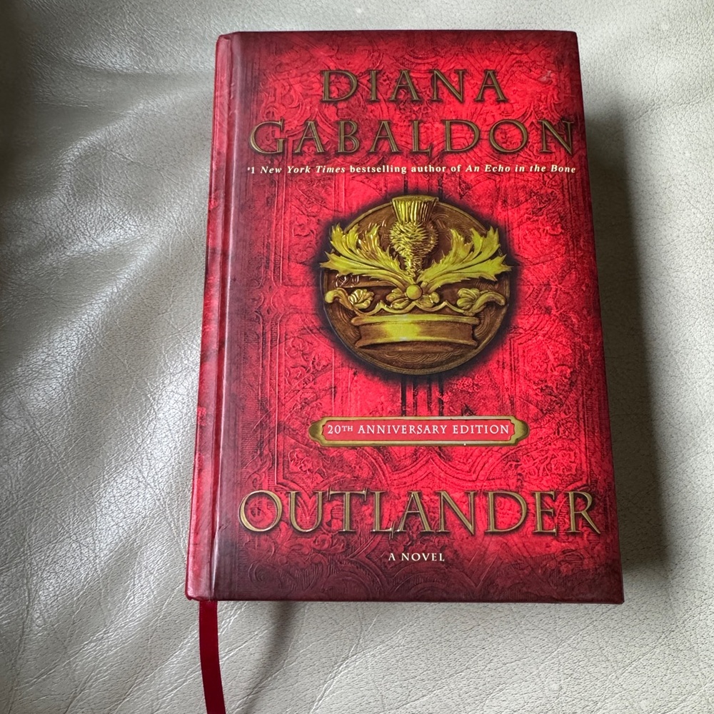 Outlander - 20th Anniversary Edition, HC w/CD Diana Gabaldon 2011 Hardcover